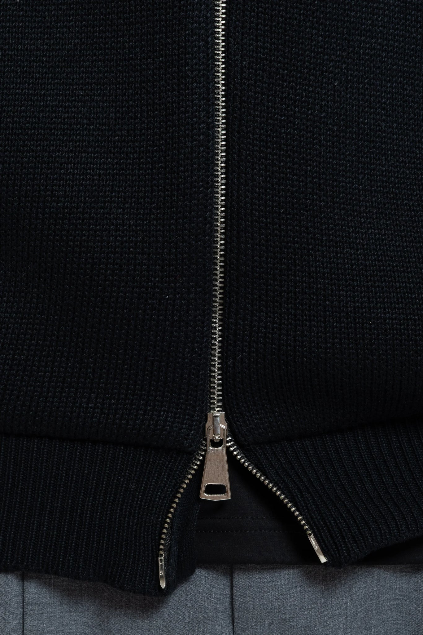 Maglione cappuccio con zip oversize Eternal Atelier