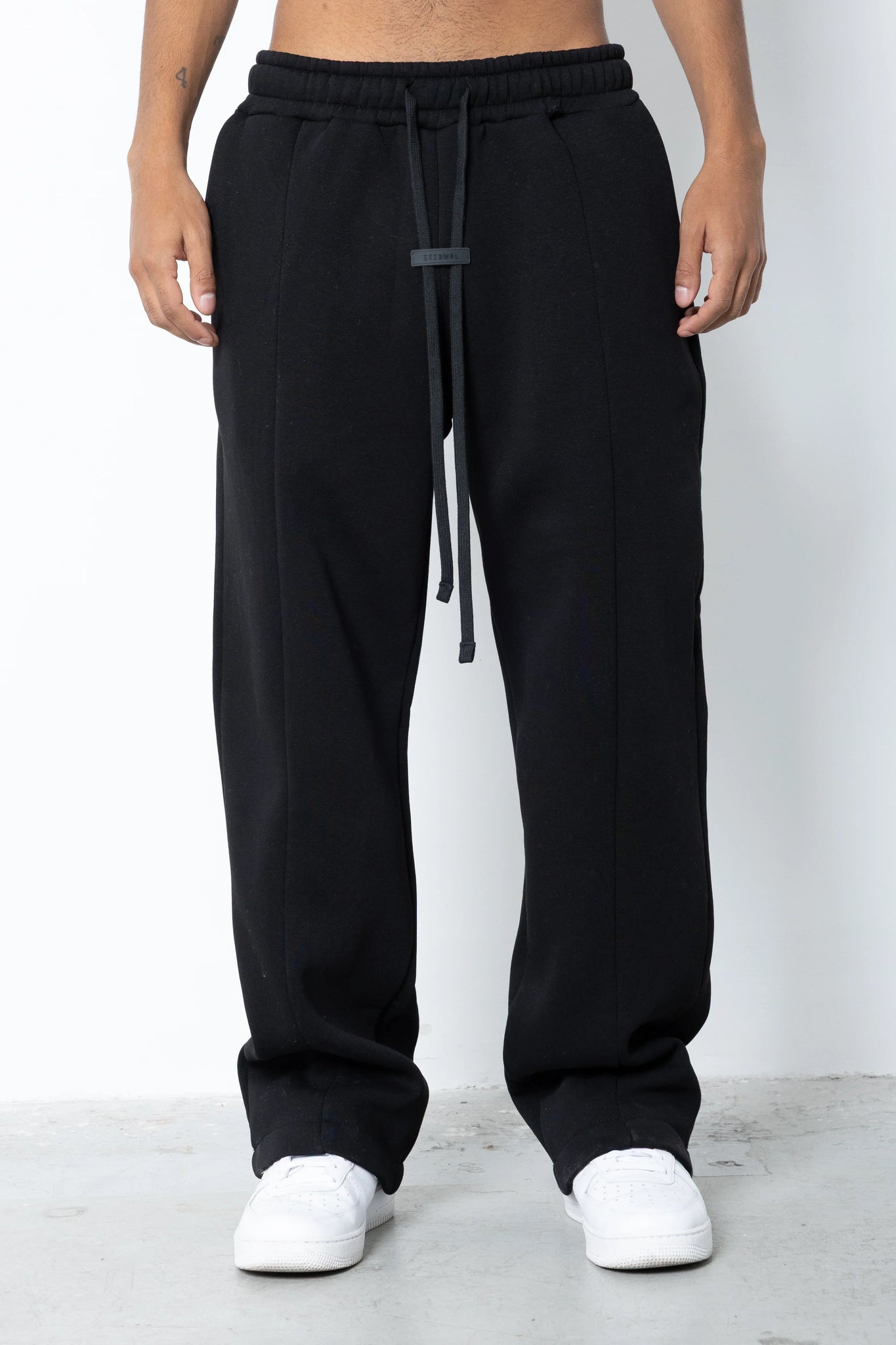 Pantalone tuta fondo ampio Eternal Studio