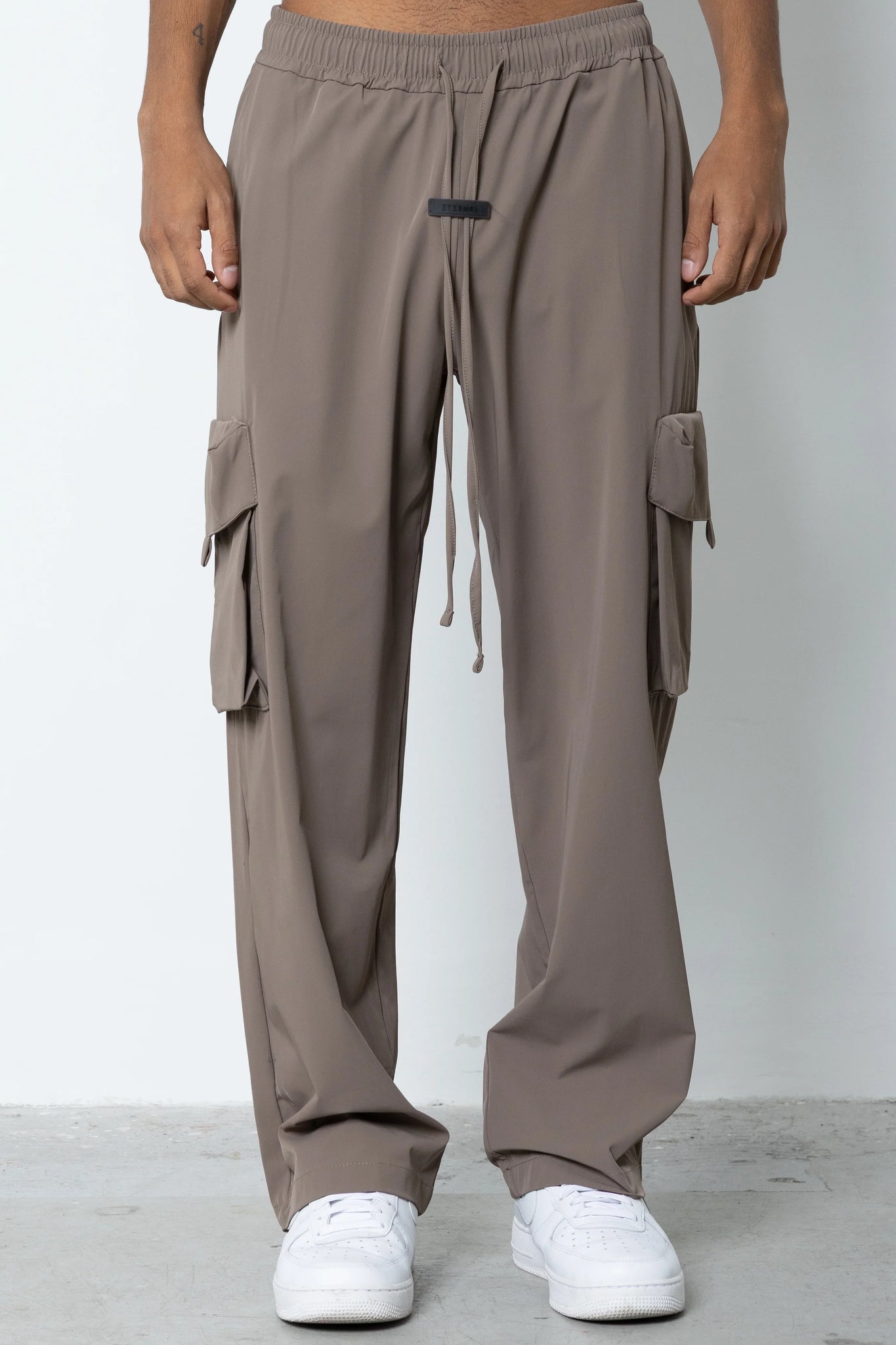 Cargo in tessuto tecnico Eternal Studio