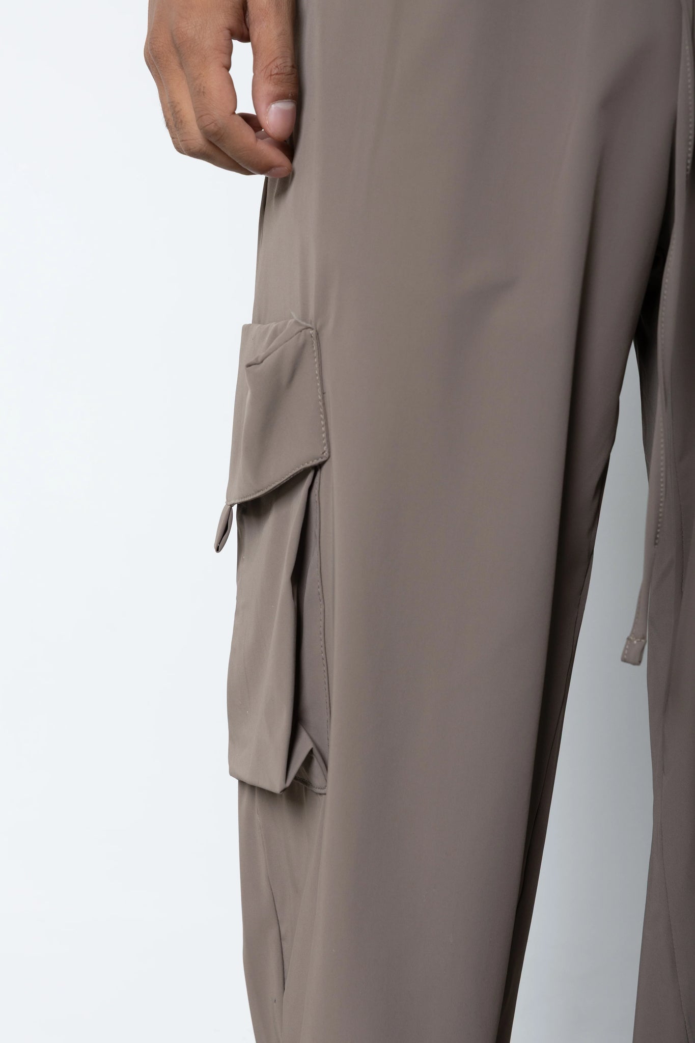 Cargo in tessuto tecnico Eternal Studio