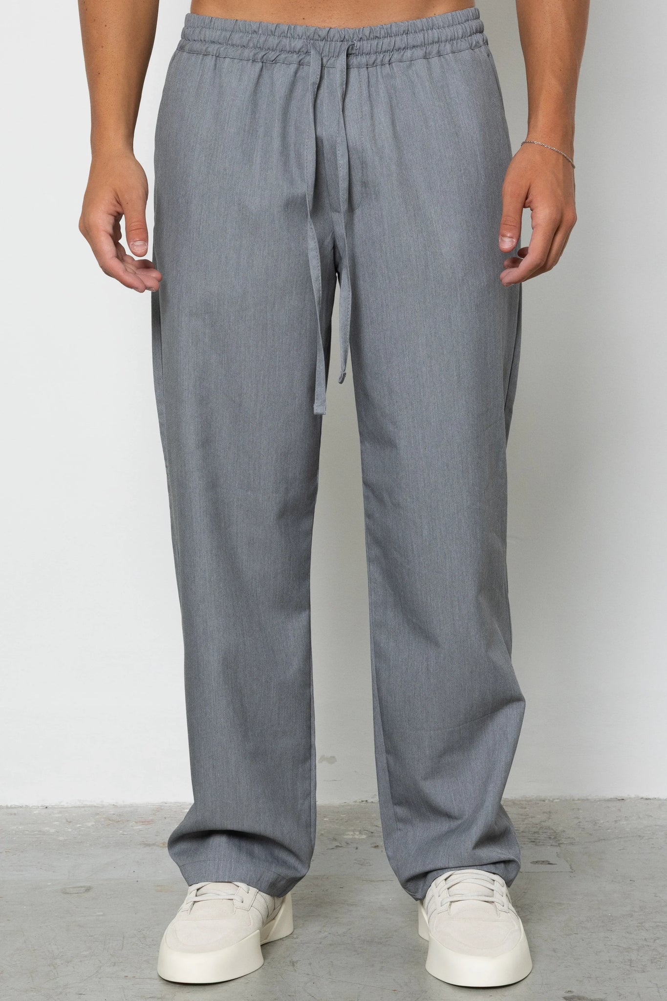 Pantalaccio con pences fondo ampio