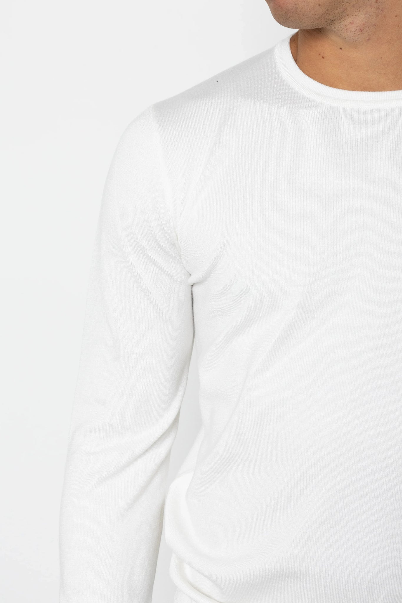 Maglione girocollo in filo