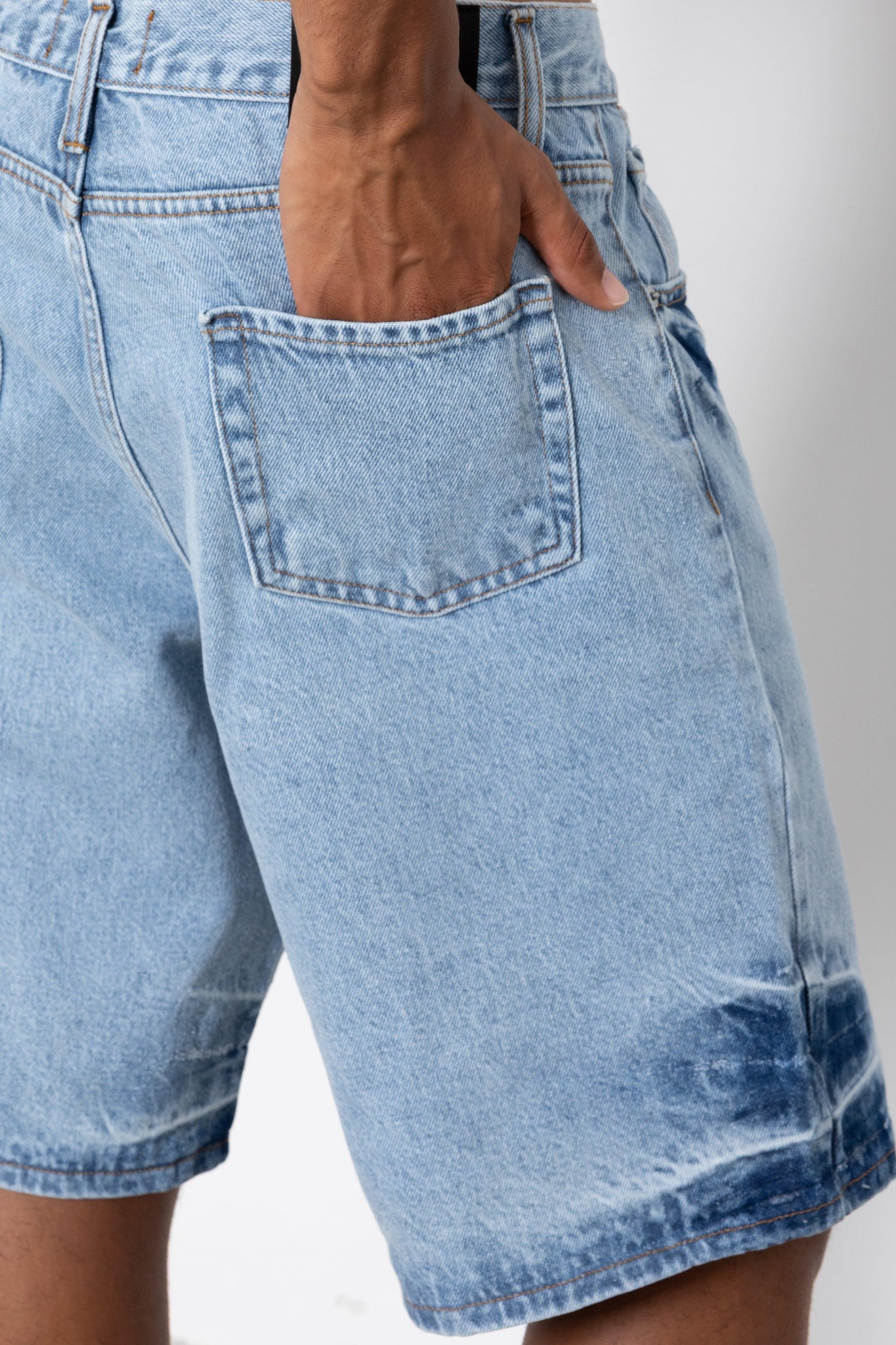 Short jeans indigo washed