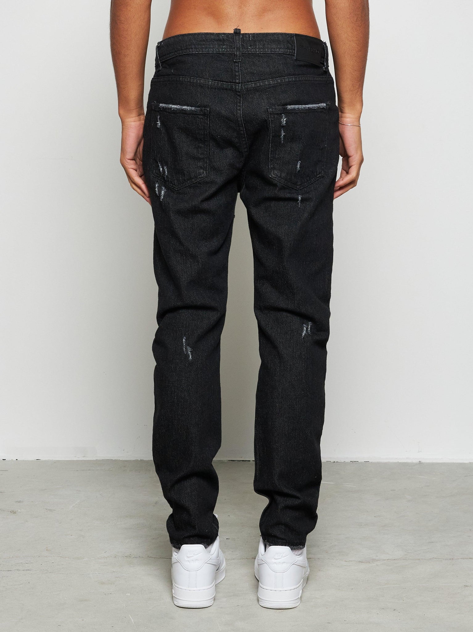 Jeans regular black distressed