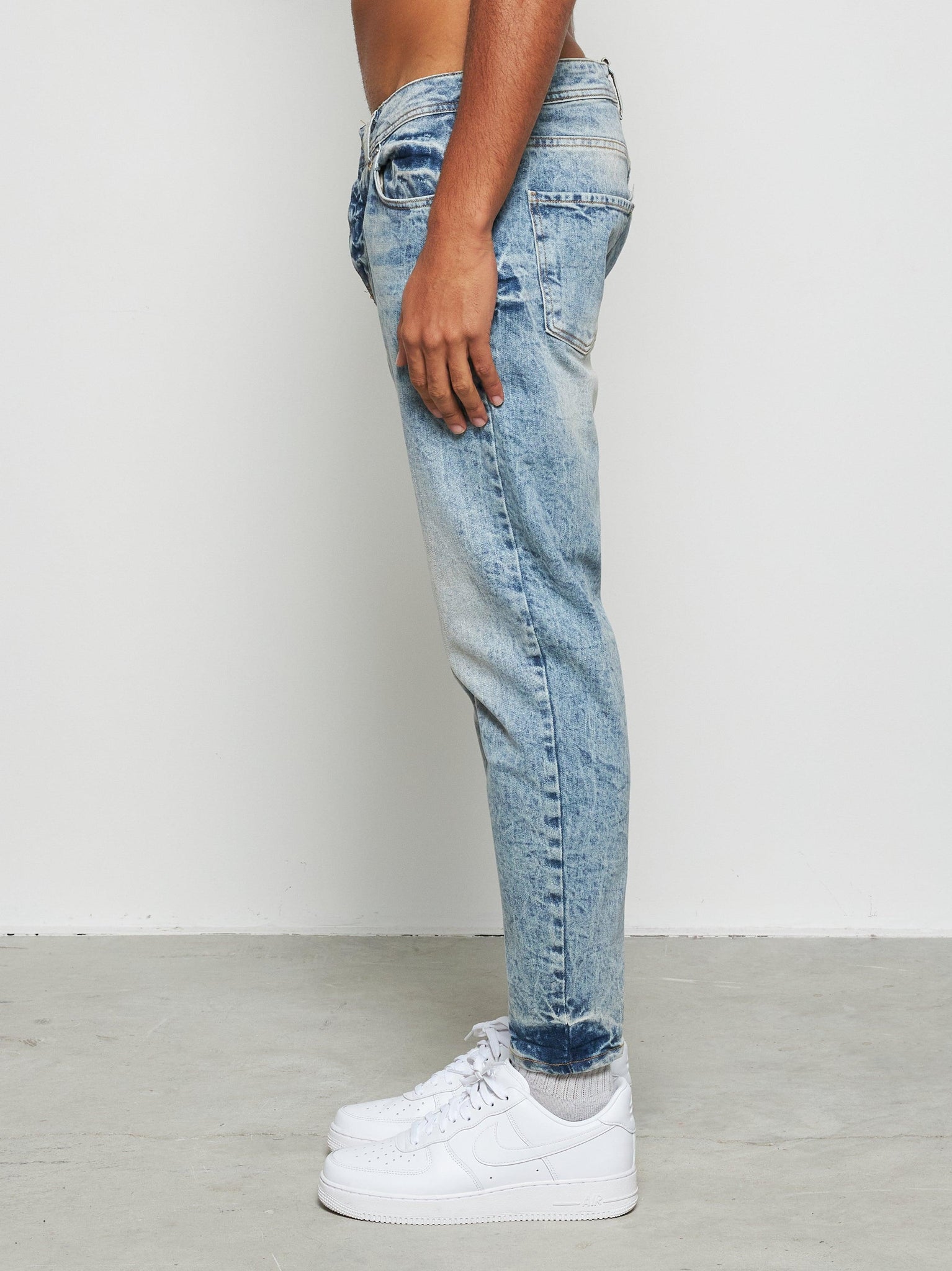 Jeans regular indigo marmorizzato