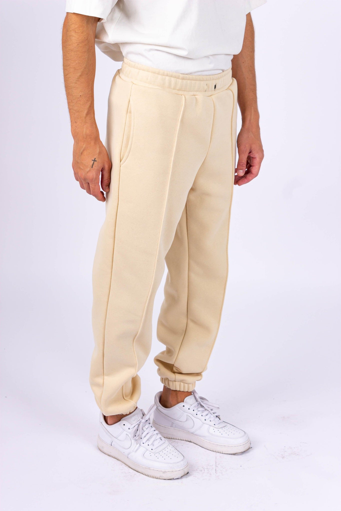 Pantalone tuta con elastico al fondo