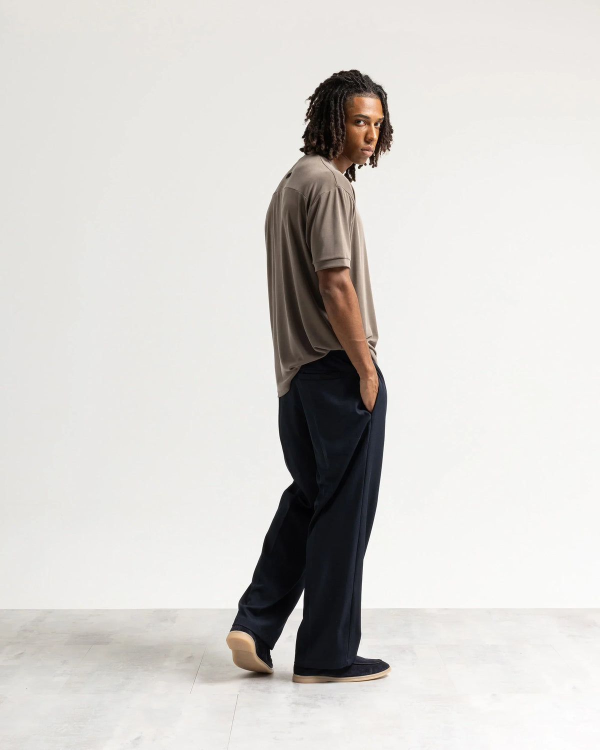 Pantalaccio fondo ampio tessuto classico Eternal Atelier