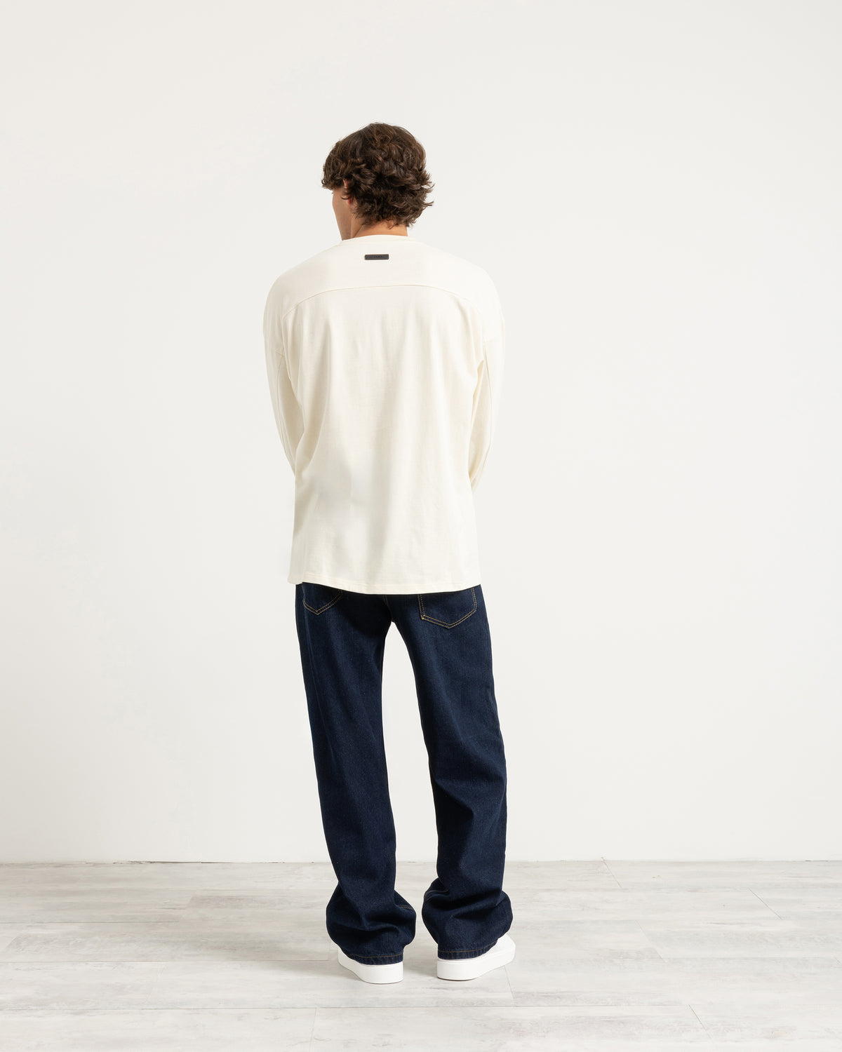 T-shirt longsleeve con polsino oversize Eternal