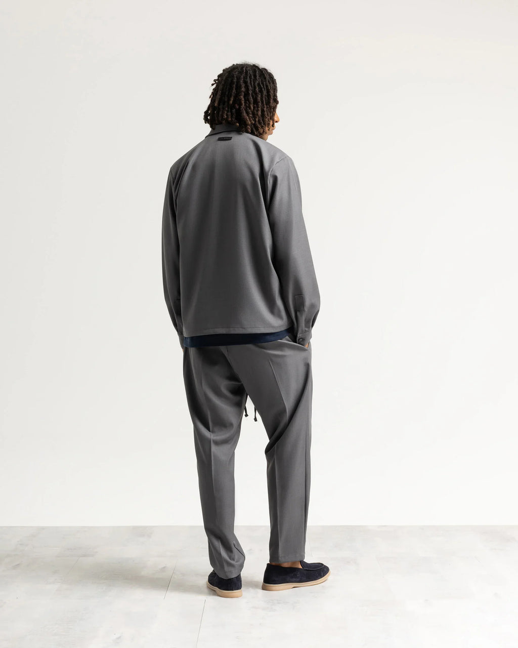 Pantalaccio regular tessuto classico Eternal Atelier
