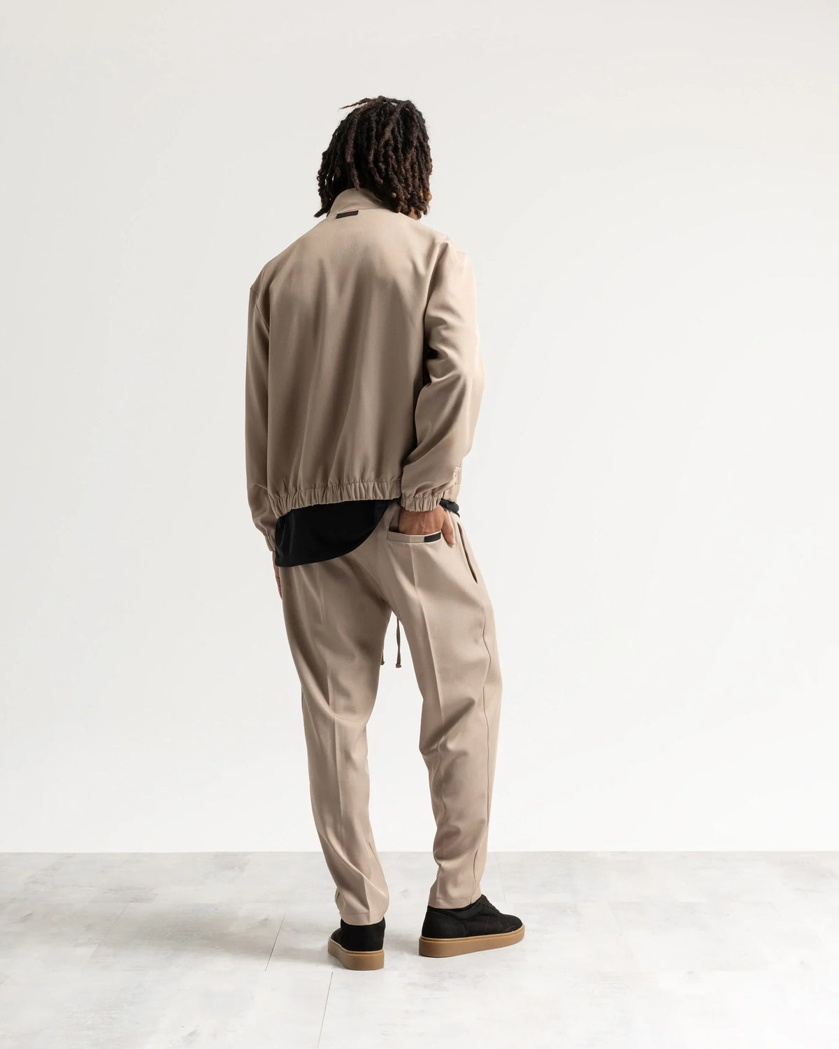 Pantalaccio regular tessuto classico Eternal Atelier